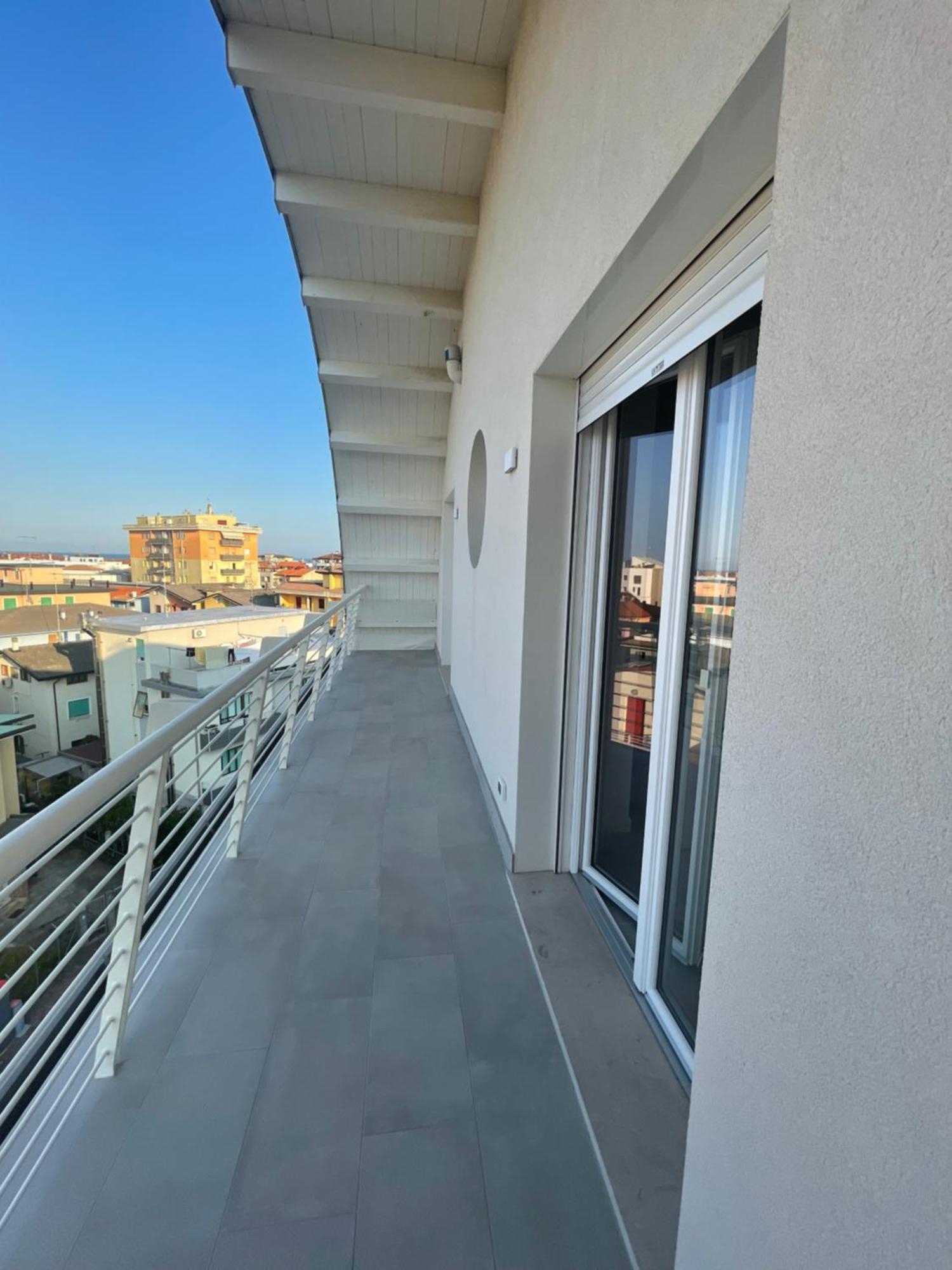 Woody Green Penthouse Sea View - Agenzia Cocal Caorle Exterior photo